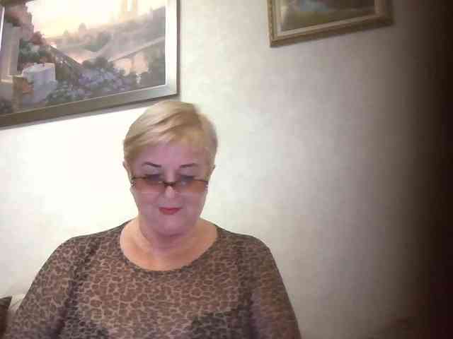 KarinkaSweet webcam