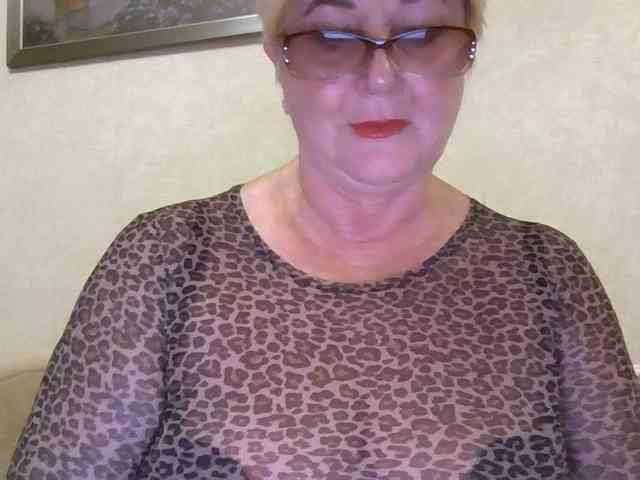 KarinkaSweet webcam