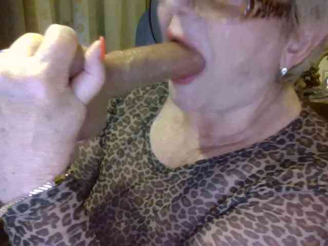 KarinkaSweet webcam