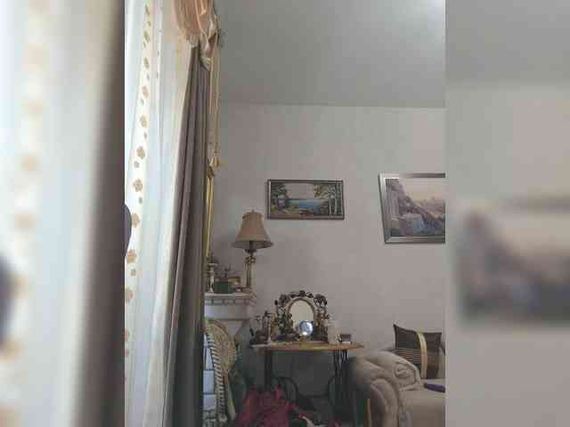 KarinkaSweet webcam
