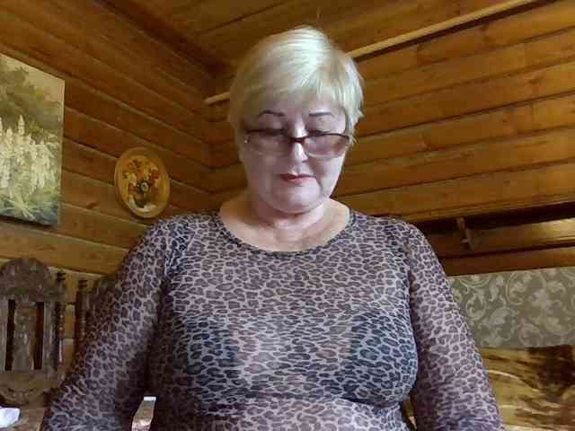KarinkaSweet webcam