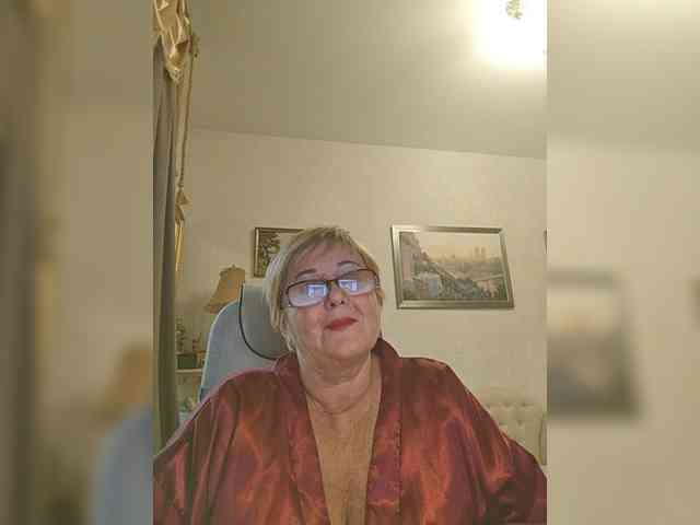KarinkaSweet webcam