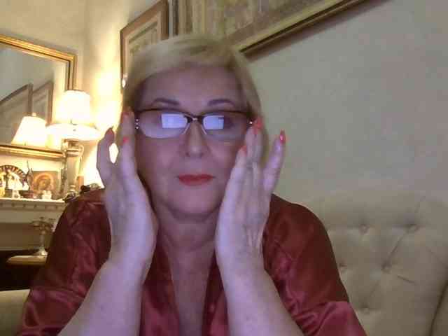 KarinkaSweet webcam