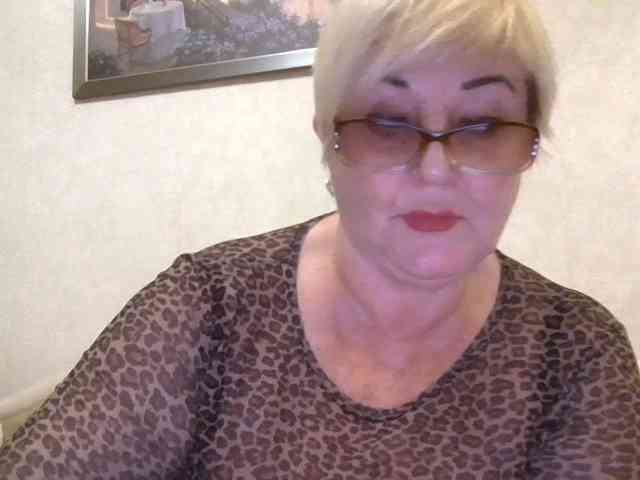 KarinkaSweet webcam