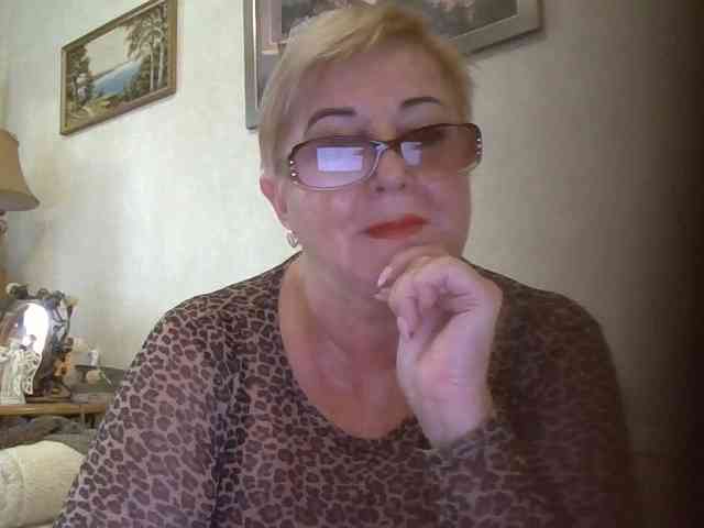 KarinkaSweet webcam