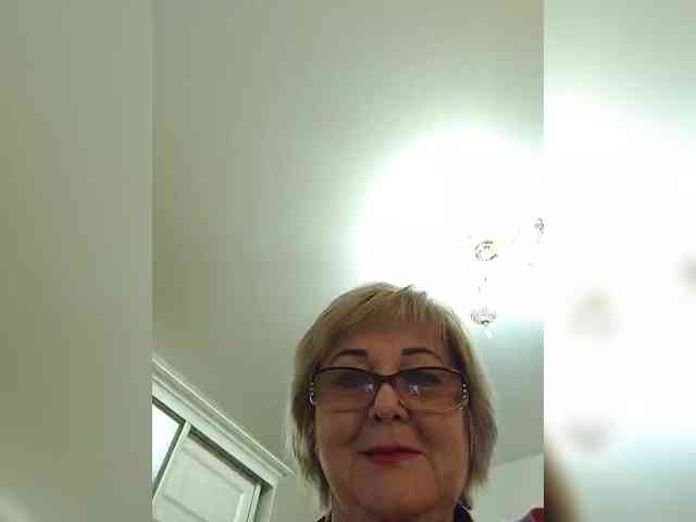KarinkaSweet webcam