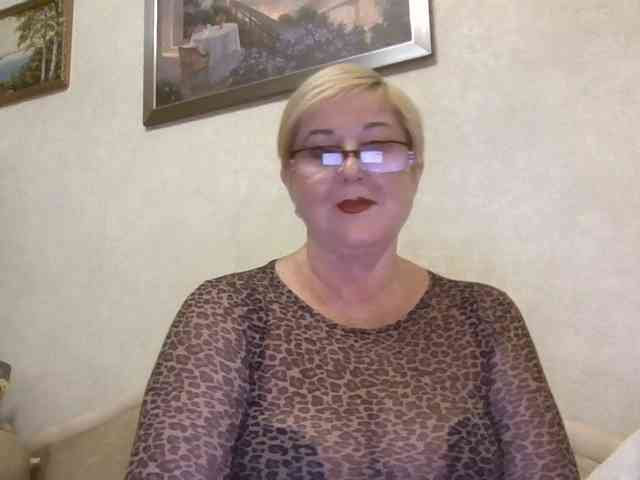 KarinkaSweet webcam