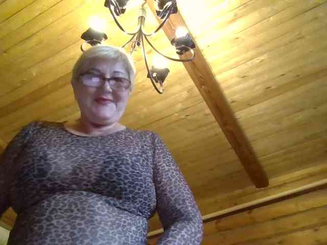 KarinkaSweet webcam