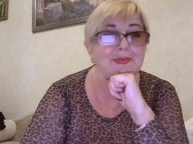 KarinkaSweet webcam