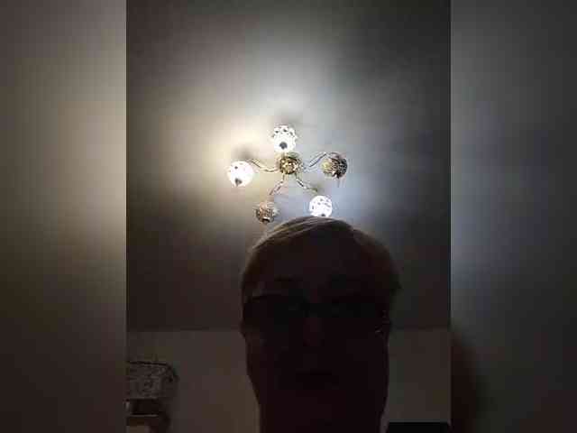 KarinkaSweet webcam