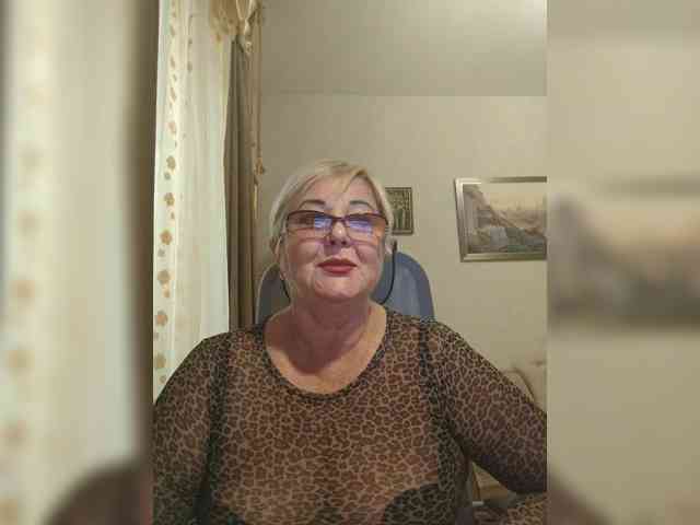 KarinkaSweet webcam