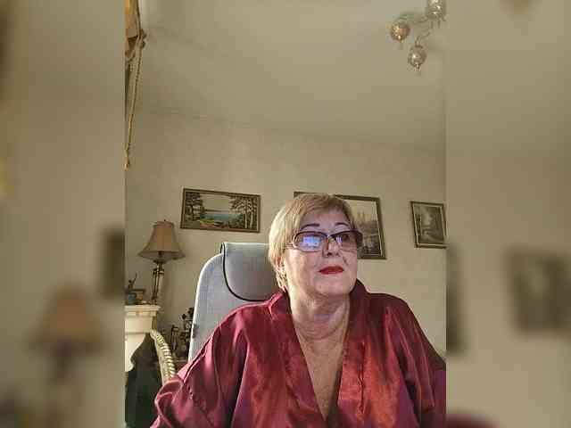 KarinkaSweet webcam
