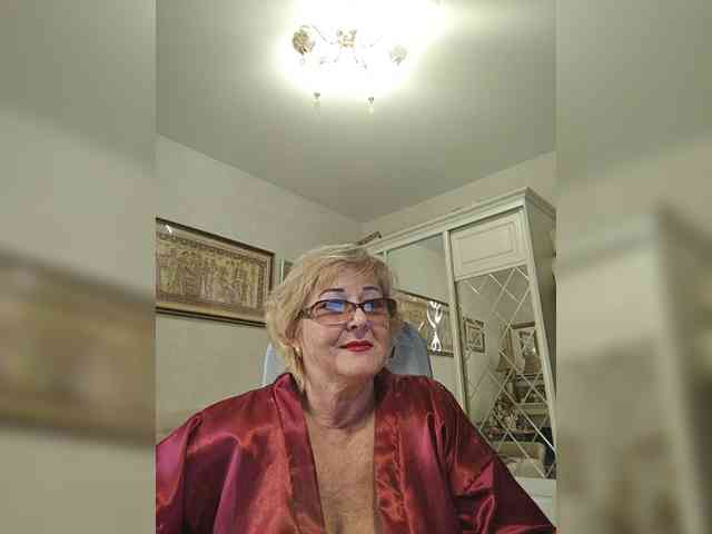KarinkaSweet webcam