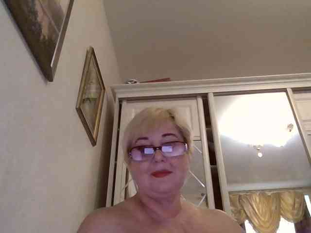 KarinkaSweet webcam