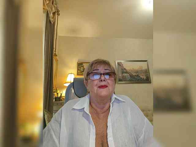KarinkaSweet webcam