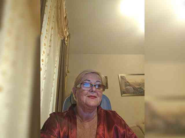 KarinkaSweet webcam