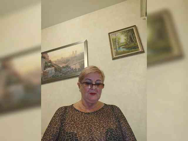 KarinkaSweet webcam