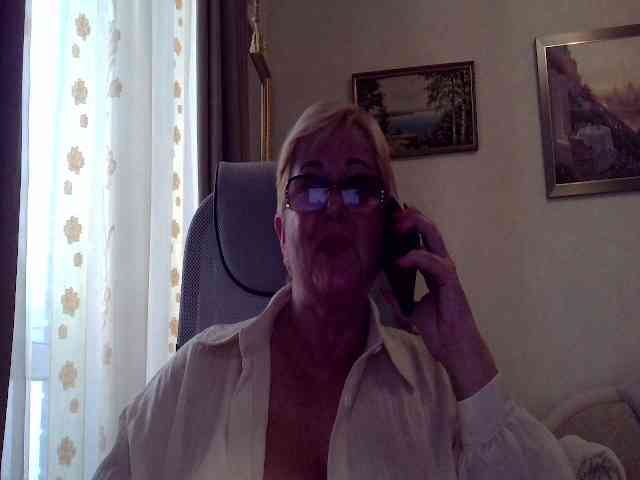 KarinkaSweet webcam