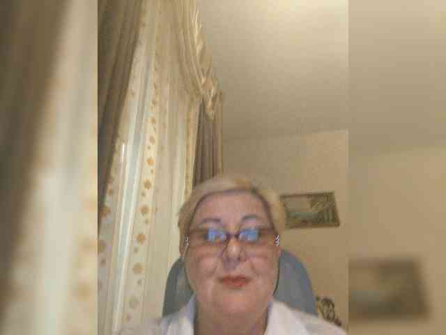 KarinkaSweet webcam