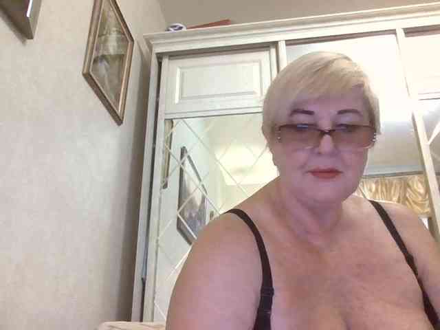 KarinkaSweet Live Webcam on BongaCams
