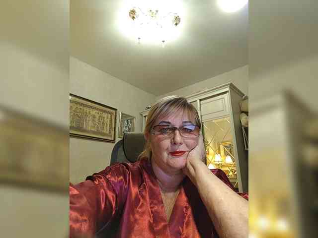 KarinkaSweet webcam