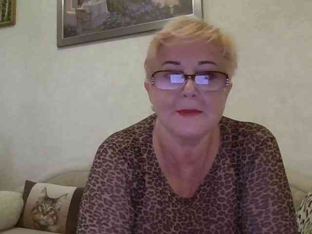 KarinkaSweet webcam