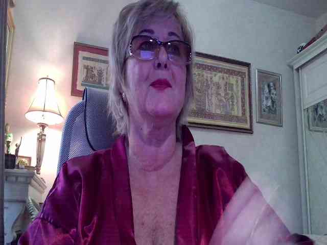 KarinkaSweet webcam