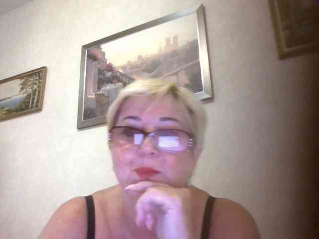 KarinkaSweet webcam