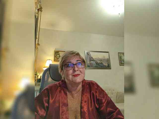 KarinkaSweet webcam
