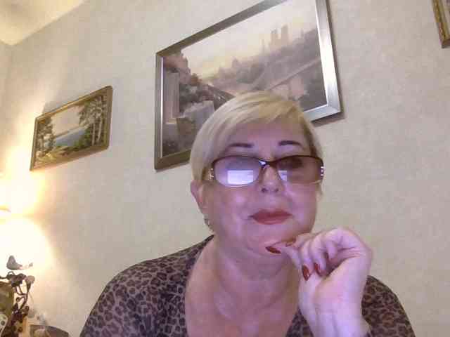 KarinkaSweet webcam