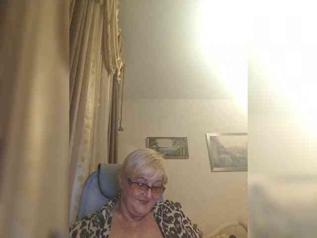 KarinkaSweet webcam