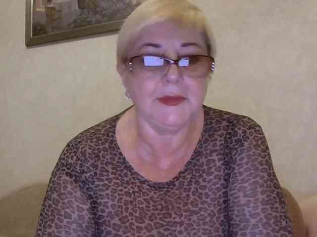KarinkaSweet webcam