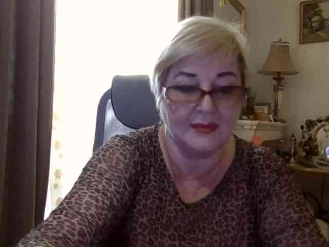 KarinkaSweet webcam
