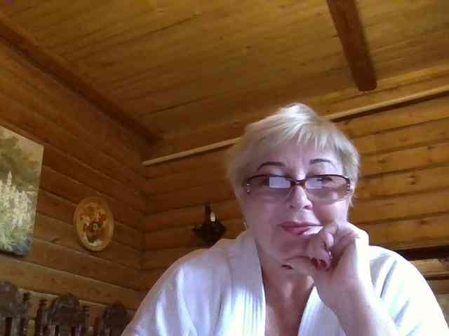 KarinkaSweet live female cam on bongacams