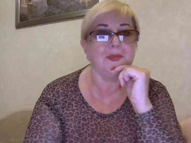 KarinkaSweet webcam