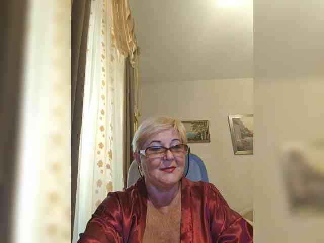 KarinkaSweet webcam