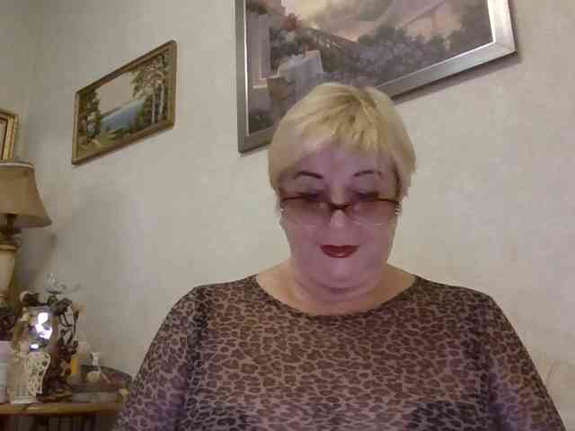 KarinkaSweet webcam