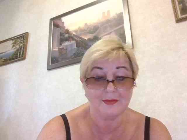 KarinkaSweet webcam