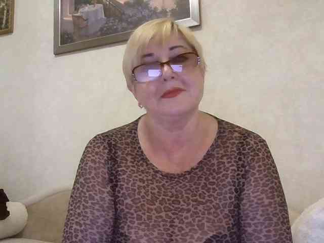 KarinkaSweet webcam