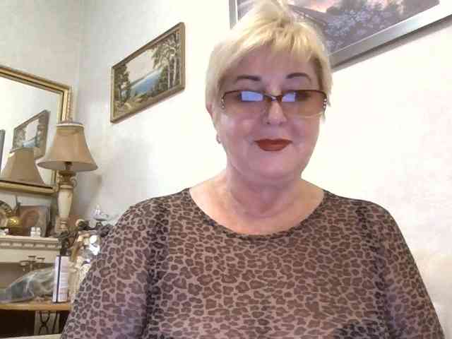 KarinkaSweet webcam