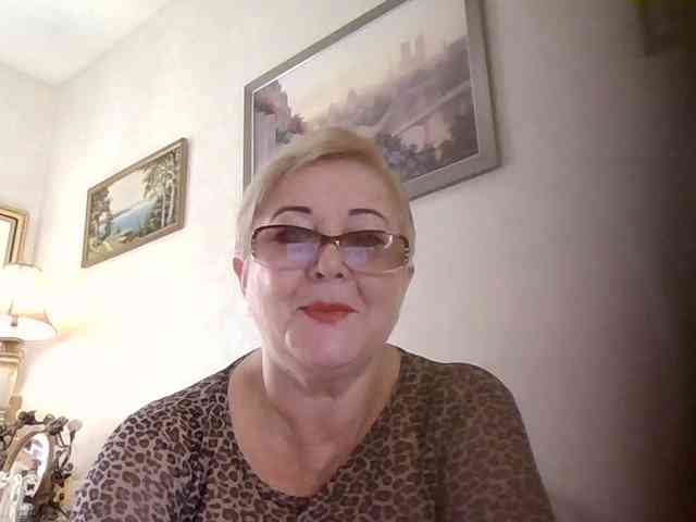 KarinkaSweet webcam