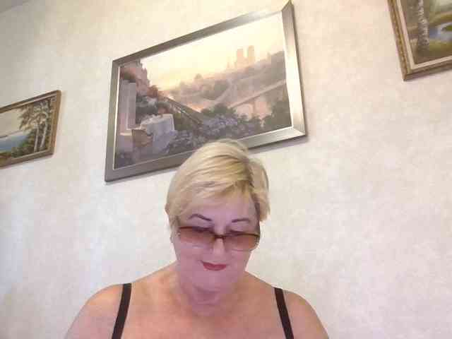 KarinkaSweet webcam