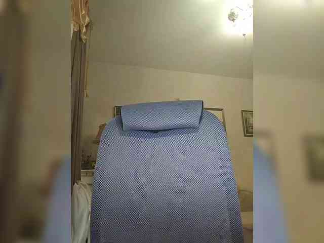KarinkaSweet webcam