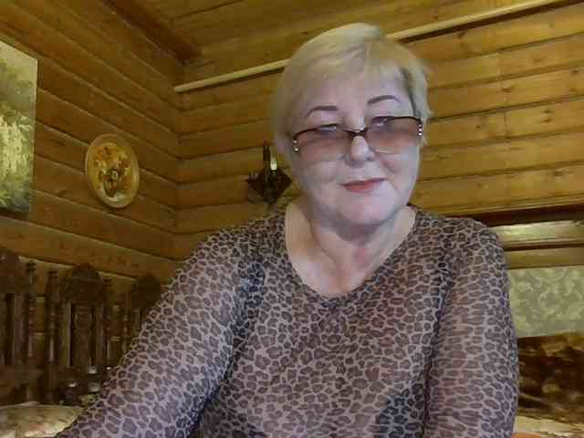 KarinkaSweet webcam