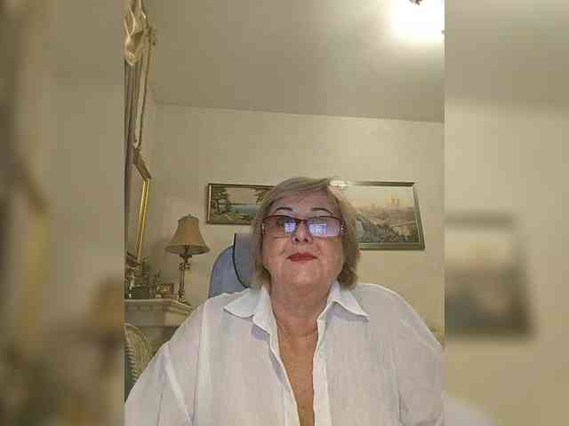 KarinkaSweet webcam