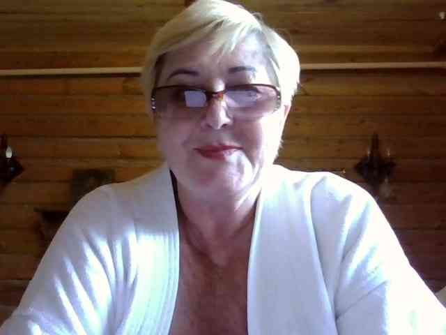 KarinkaSweet webcam