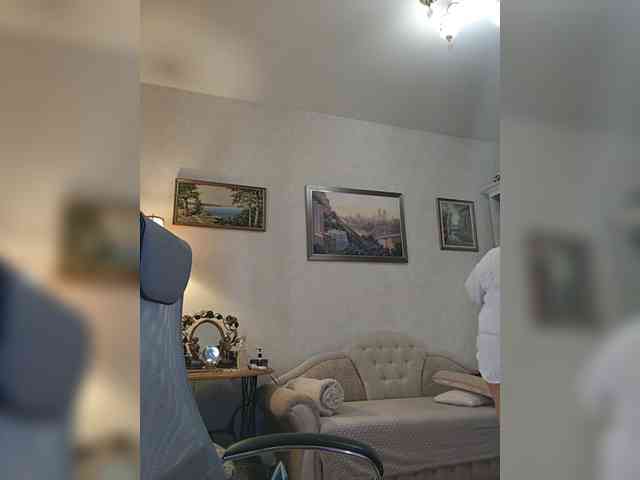 KarinkaSweet webcam
