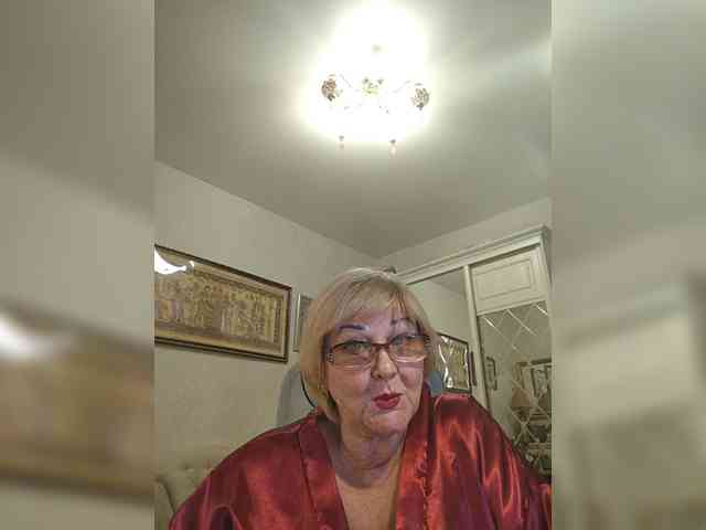 KarinkaSweet webcam