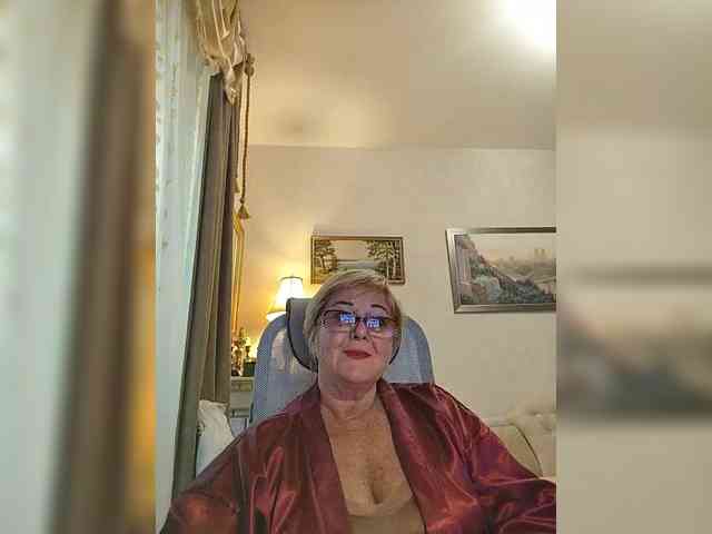 KarinkaSweet webcam