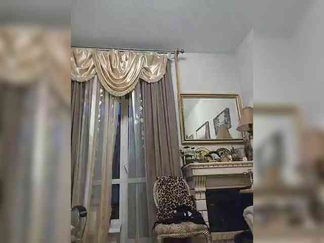KarinkaSweet webcam